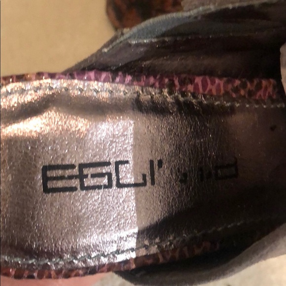 Platform slides - Picture 4 of 4